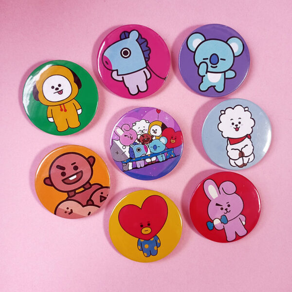 Pack of 8 - BTS Badges